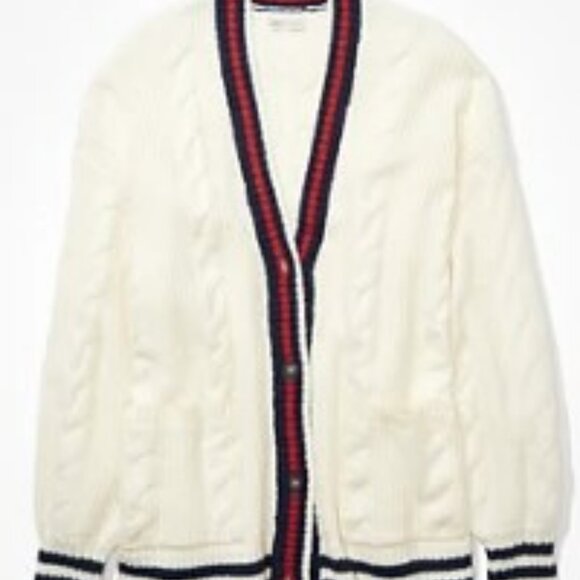 Retro Oversized Cable Knit Button-Up Cardigan - Picture 2 of 16